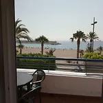 Primerisima Linea De Playa Apartment *